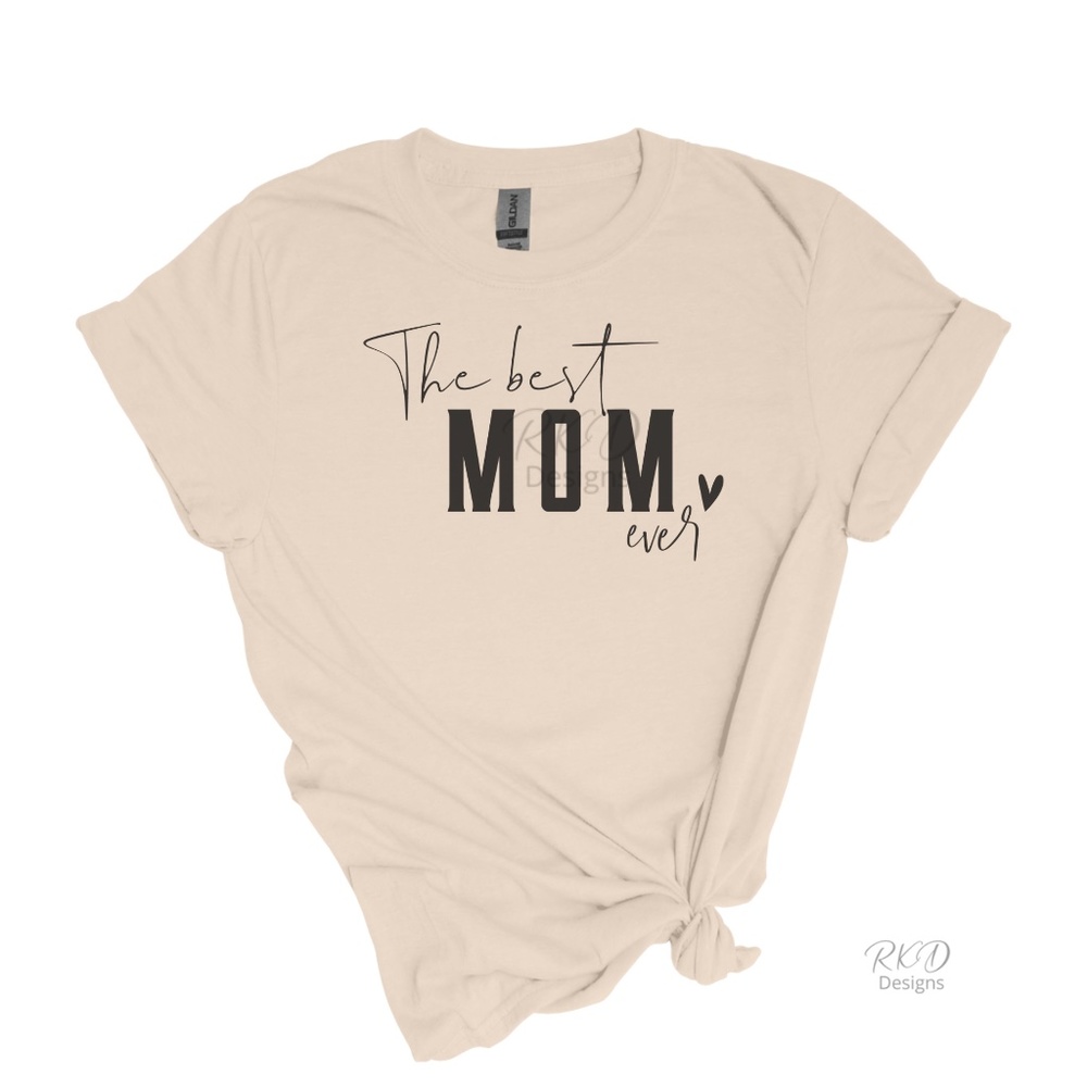 Best Mom Ever TShirt in Natural and Coral